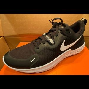 Nike React Miler 11.5 Black/White